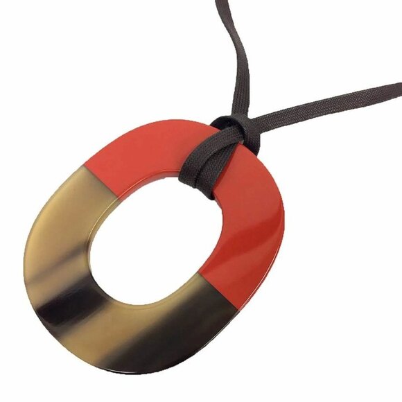 Hermes Isthme Buffalo Horn Necklace in Lacquer Terracotta - Picture 1 of 5